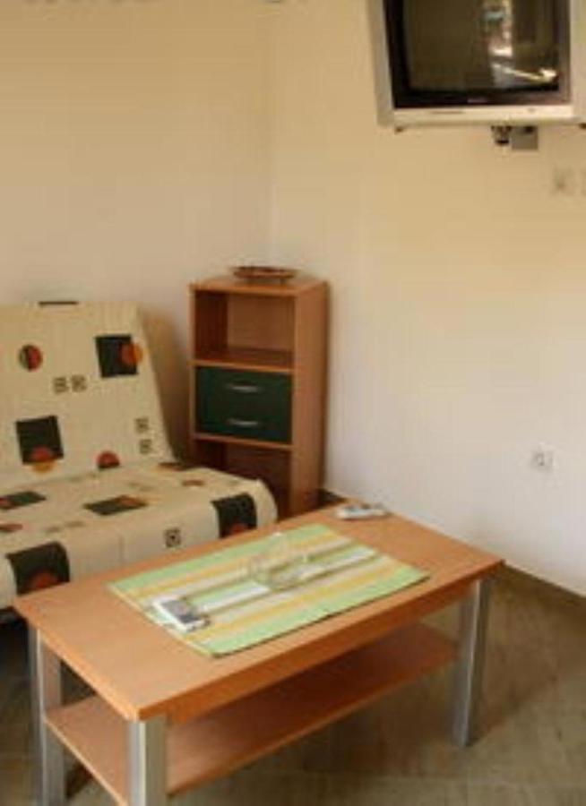 Apartments & Rooms M Petrovac Стая снимка